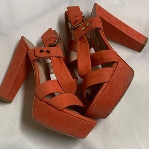 Authentic Pour la Victoire Vibrant Orange Platform Heels Sz 6